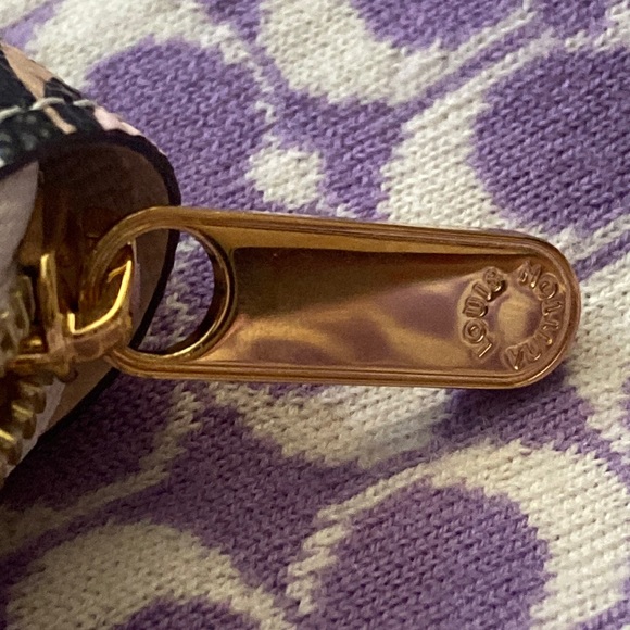 Louis Vuitton Wild At Heart Zippy Wallet - Picture 11 of 12